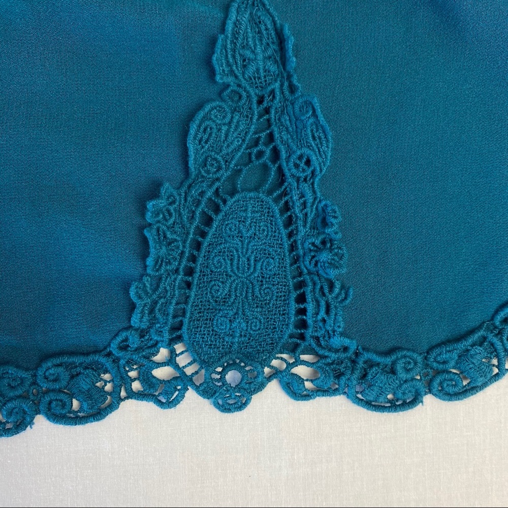 ✨HP✨ Xhilaration Blouse - Picture 5 of 8